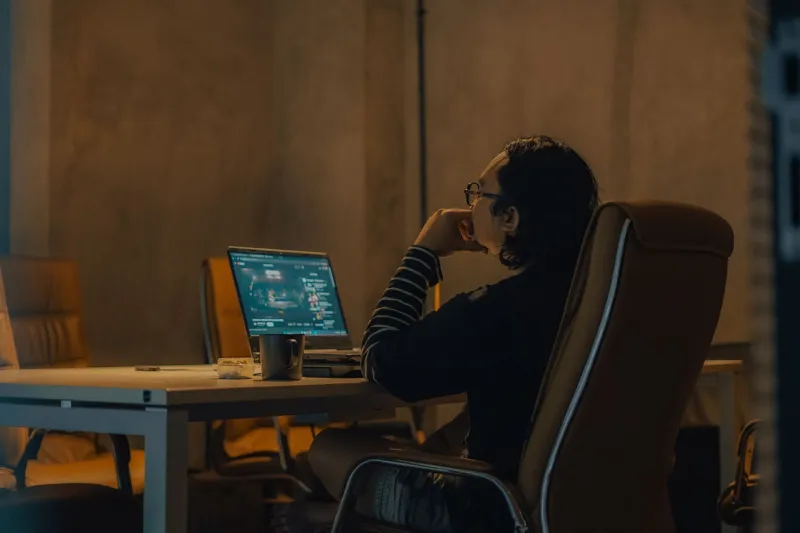 Sleep On It, Then Bet: The Science of Why Waiting Makes You a Sharper Crypto Gambler